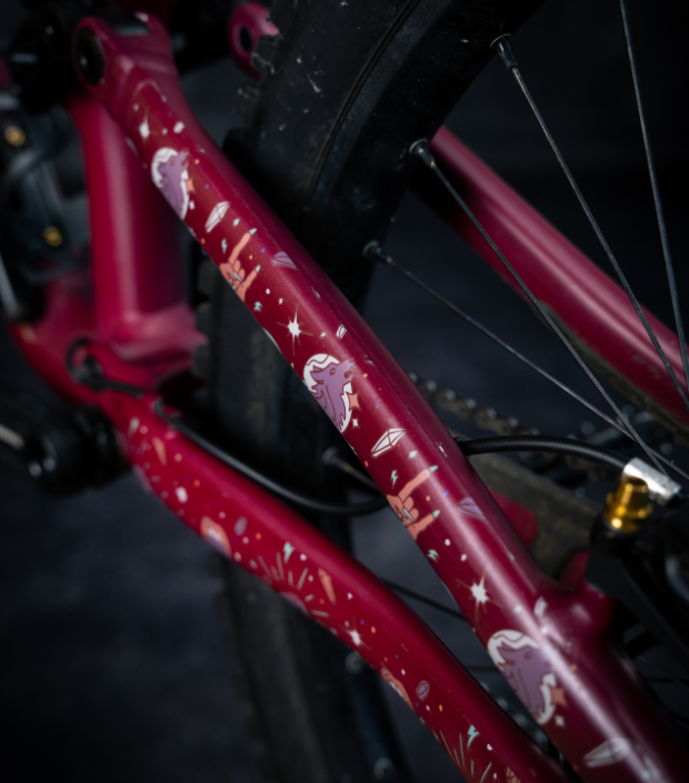 Gritty Habits x Ground Keeper: Howl Collection Frame Keeper